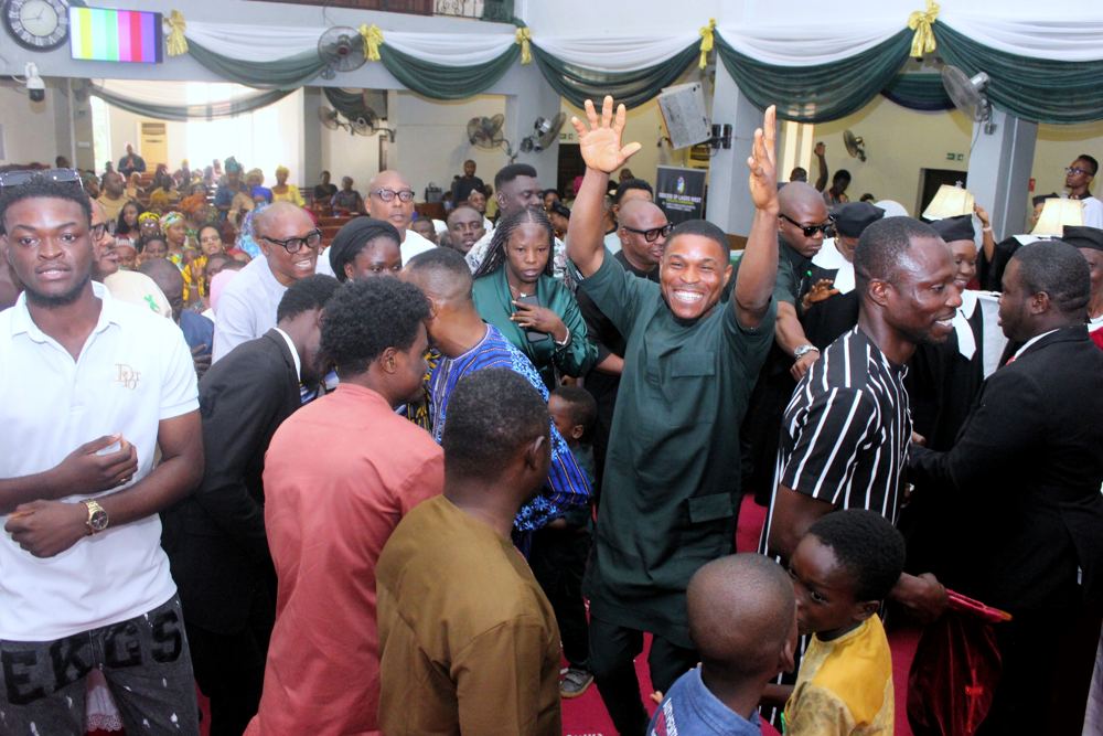 Thanksgiving service moment 4